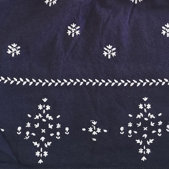 Top - Picture 3 of 3